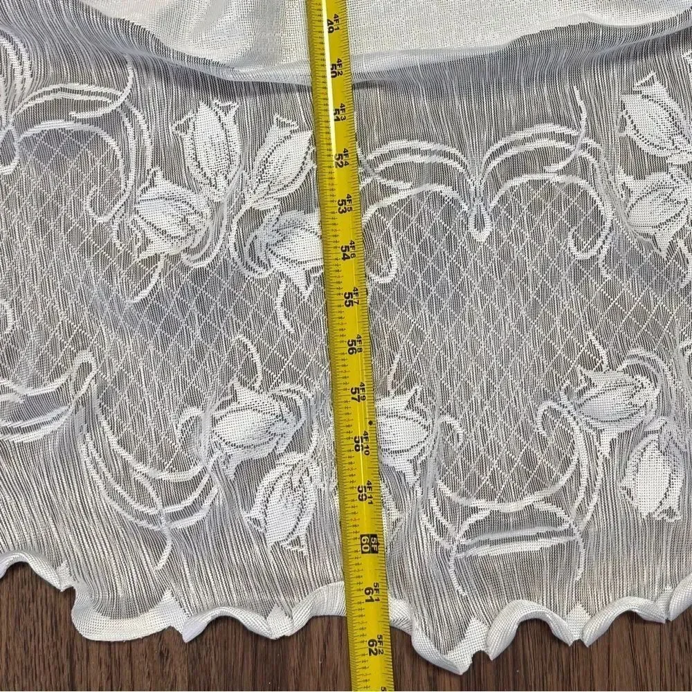 Vintage Ivory White Oval Tablecloth Solid Central Panel With Tiered Lace Border